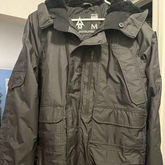 Burton Other - Burton Black Ops Snowboard Jacket